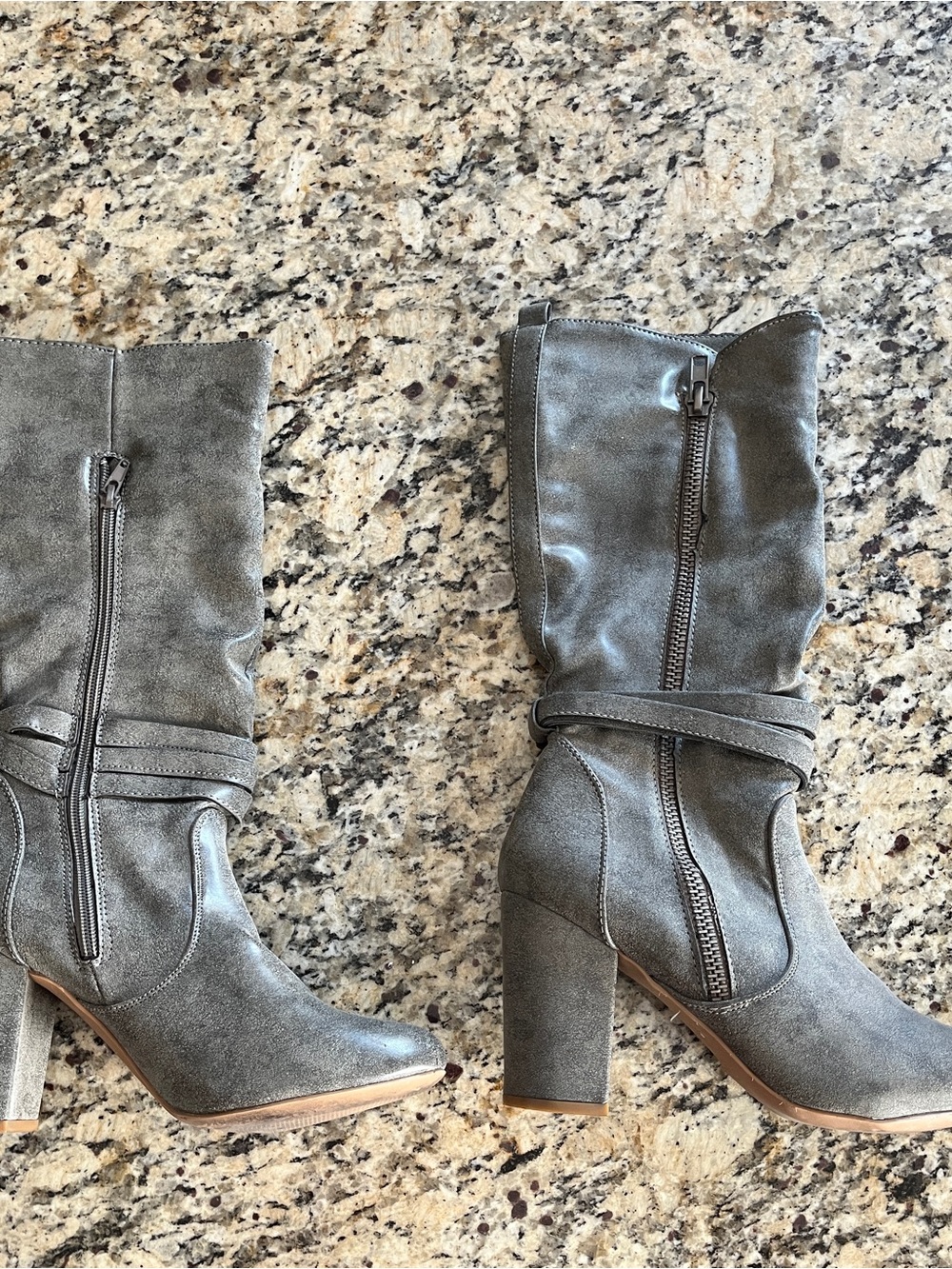 Very G Women’s Mid-Calf Grey Chunk Heel Boots